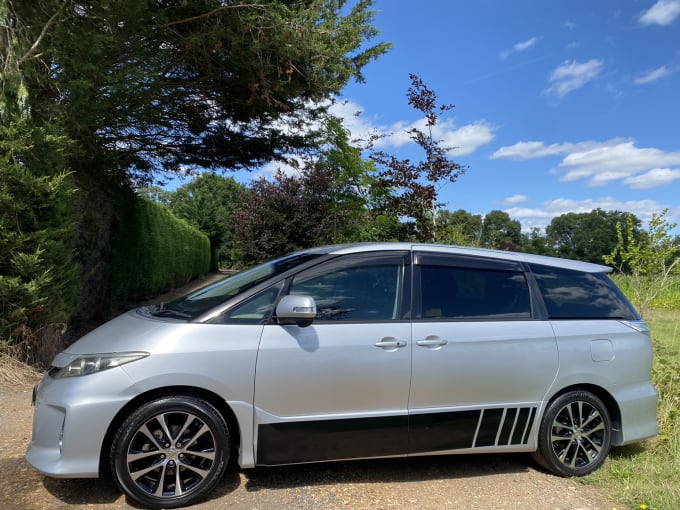 2025 Toyota Estima