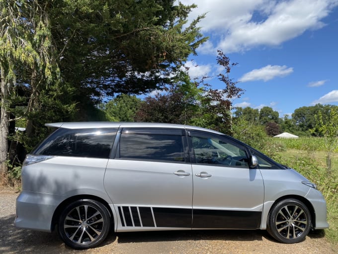 2025 Toyota Estima