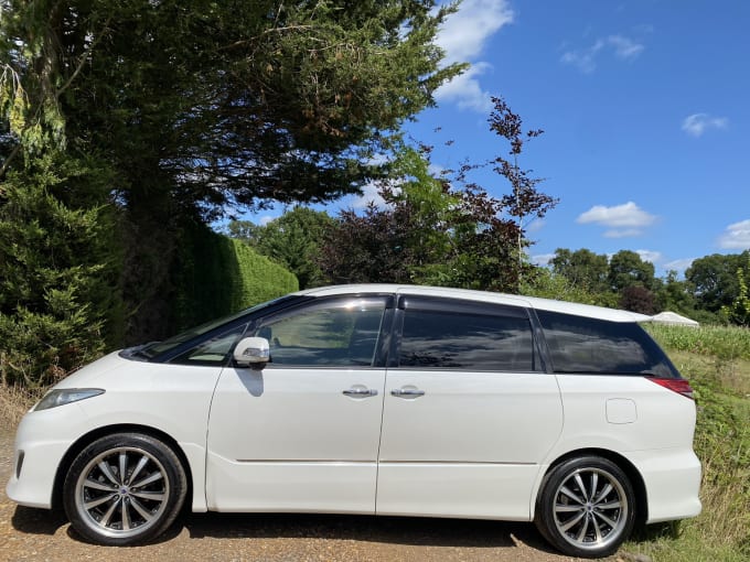 2024 Toyota Estima