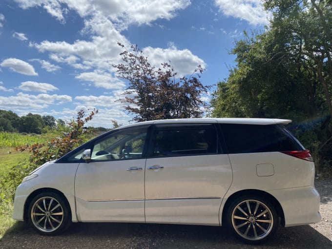 2024 Toyota Estima