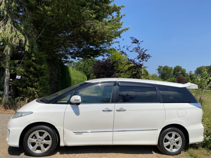 2023 Toyota Estima