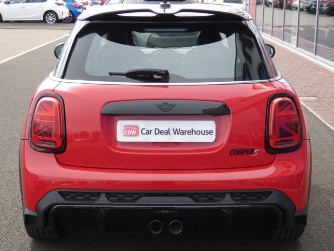 2021 Mini Hatch