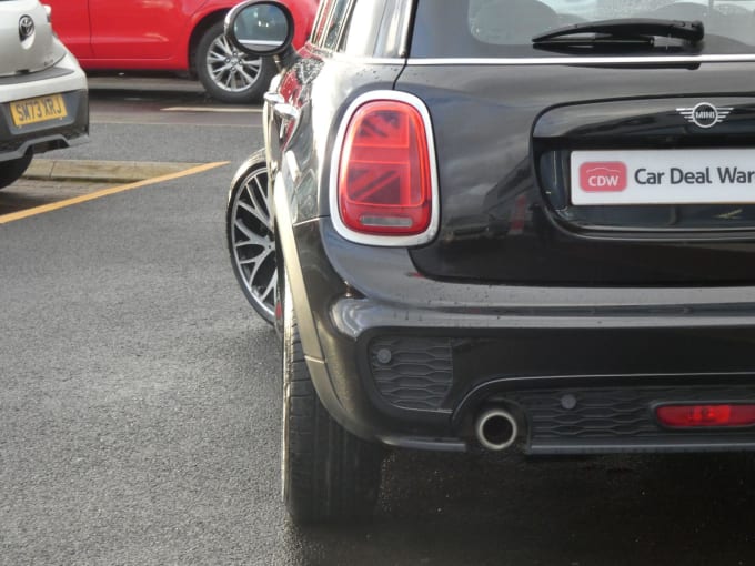 2019 Mini Hatch