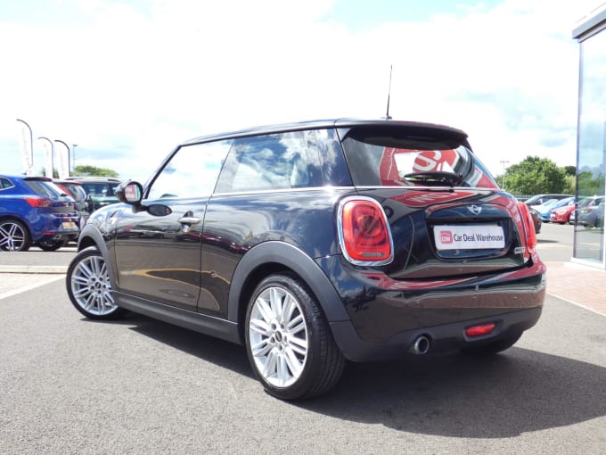 2017 Mini Hatch