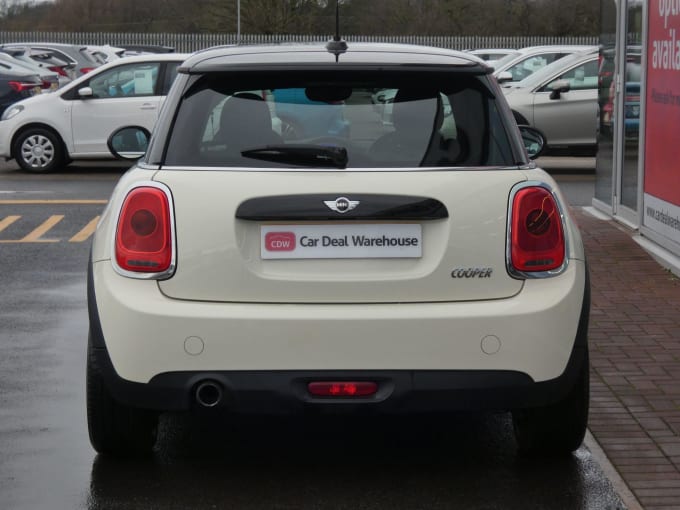 2016 Mini Hatch