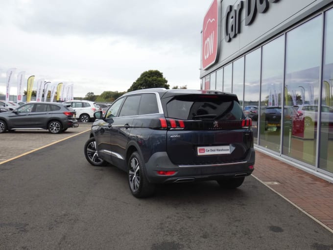 2019 Peugeot 5008