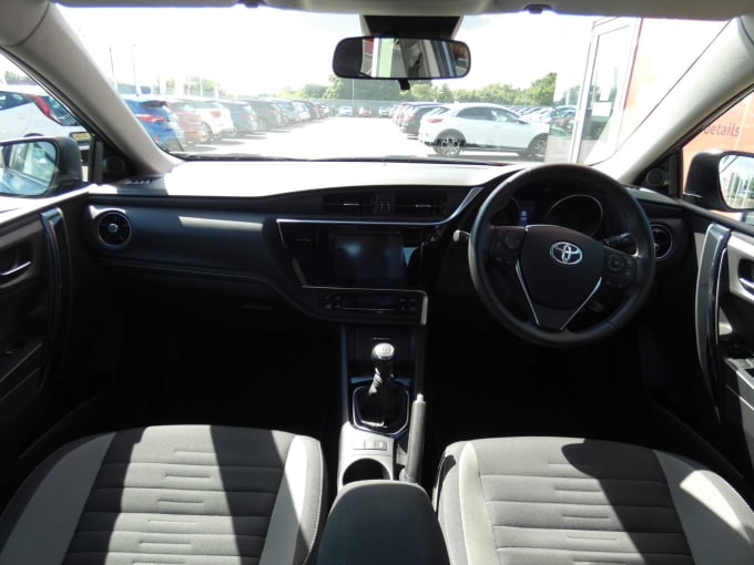 2018 Toyota Auris