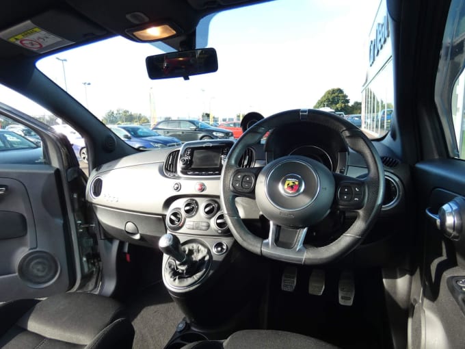 2019 Abarth 595