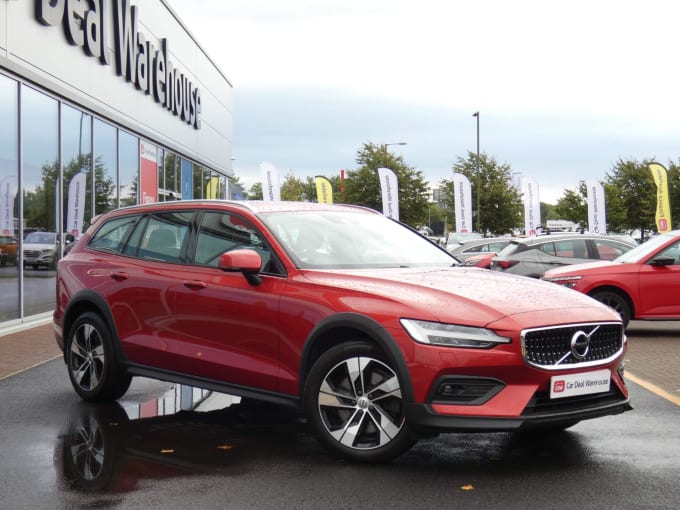 2020 Volvo V60 Cross Country