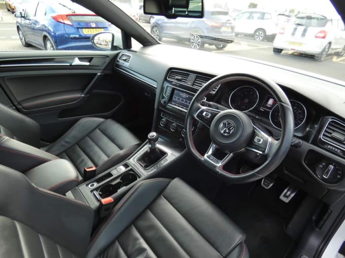 2015 Volkswagen Golf