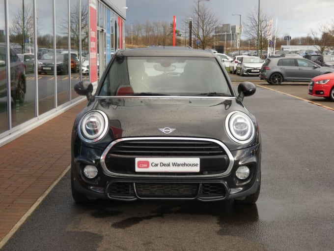 2019 Mini Hatch