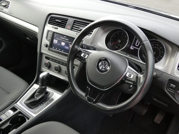 2016 Volkswagen Golf