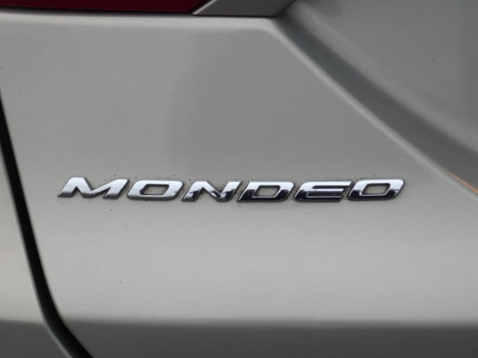 2015 Ford Mondeo