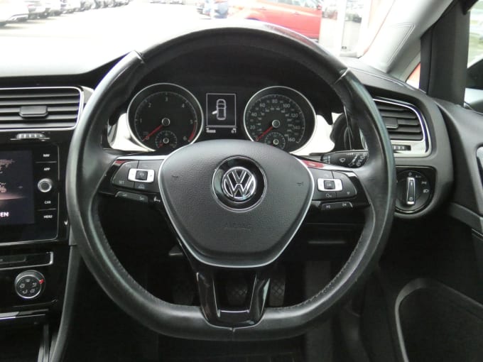 2017 Volkswagen Golf