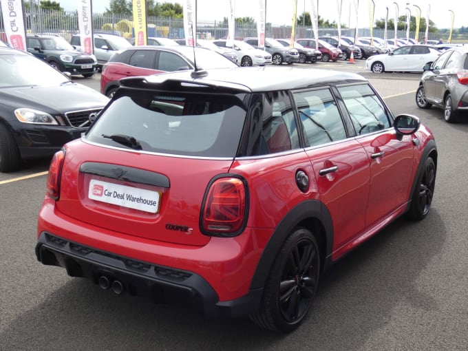 2021 Mini Hatch