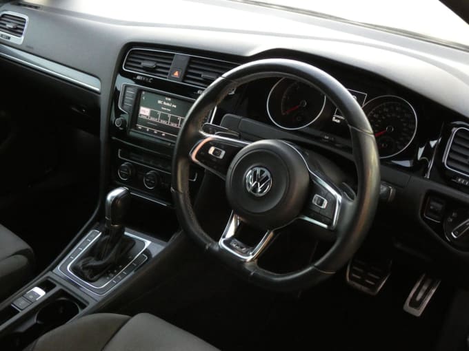 2016 Volkswagen Golf