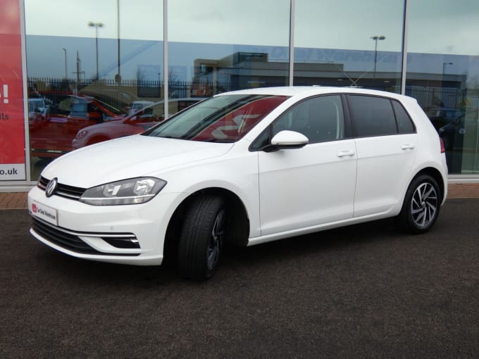 2019 Volkswagen Golf