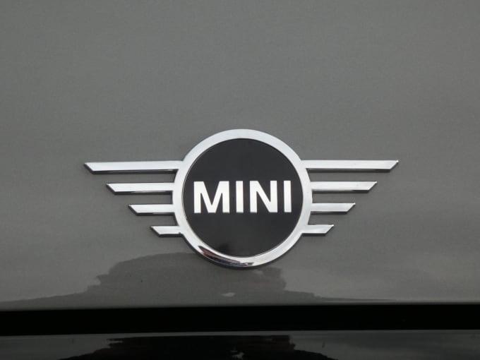 2021 Mini Hatch