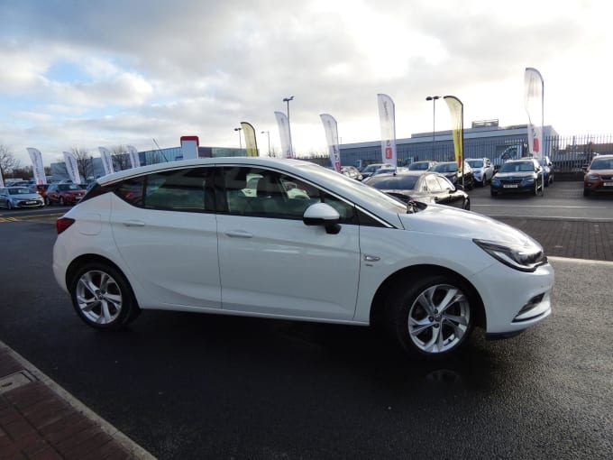 2018 Vauxhall Astra