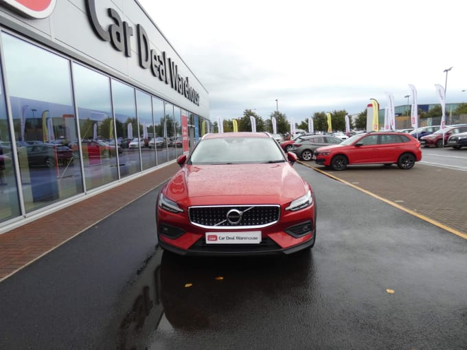 2020 Volvo V60 Cross Country