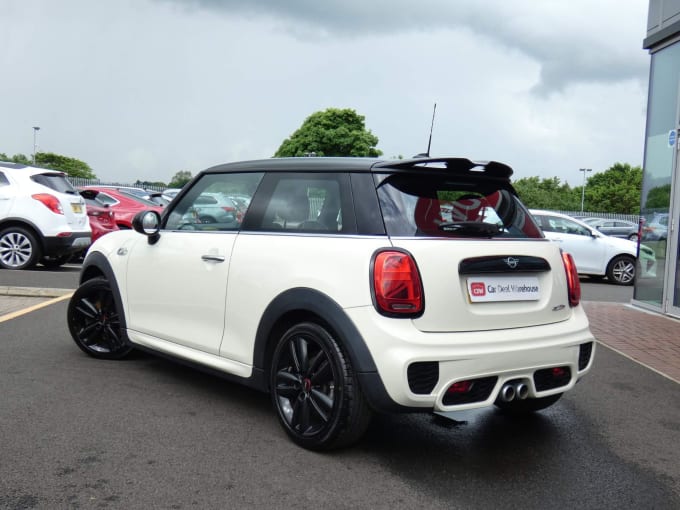 2019 Mini Hatch