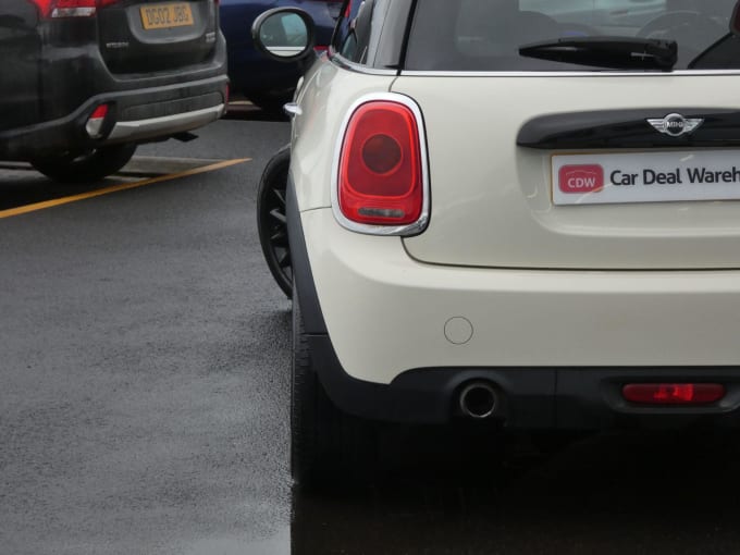 2016 Mini Hatch