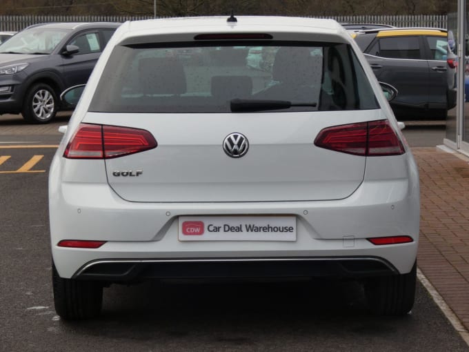 2019 Volkswagen Golf