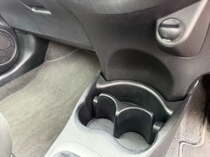 2025 Toyota Yaris