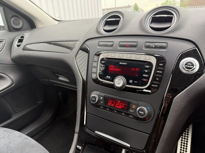 2025 Ford Mondeo