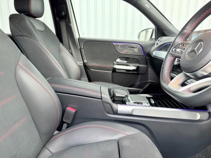 2025 Mercedes-benz Glb