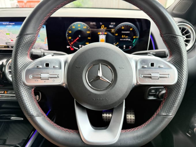 2025 Mercedes-benz Glb