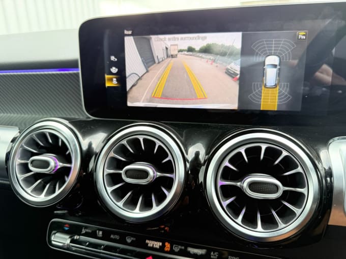2025 Mercedes-benz Glb