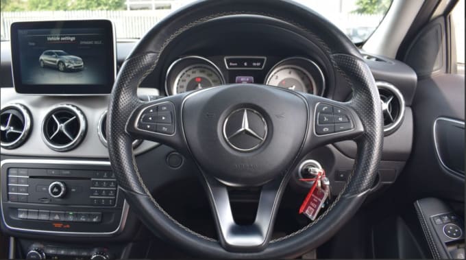2025 Mercedes-benz Gla