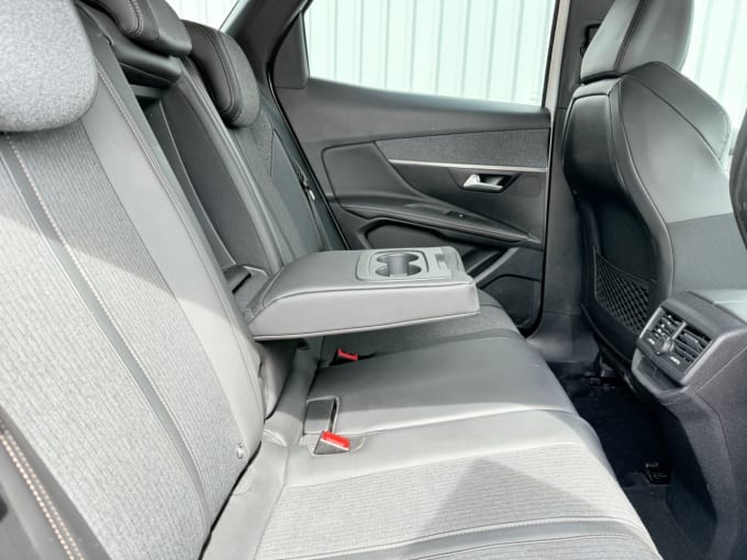 2025 Peugeot 3008