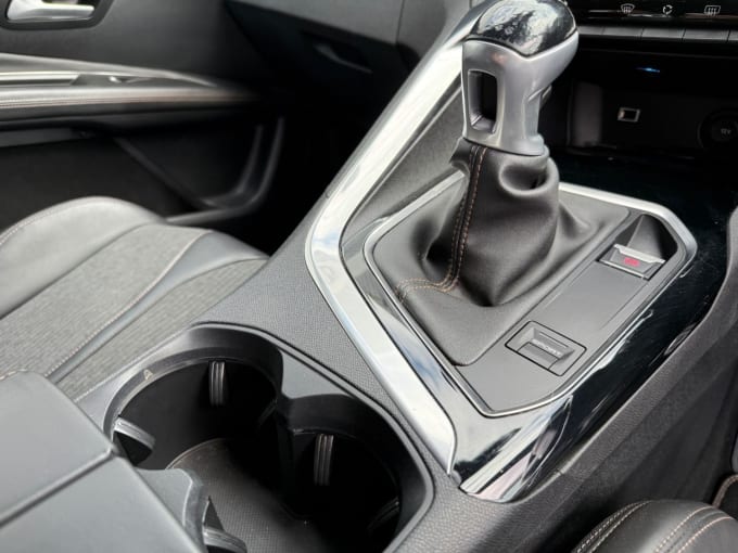 2025 Peugeot 3008
