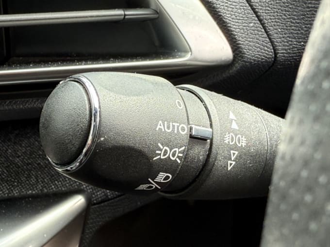 2025 Peugeot 3008