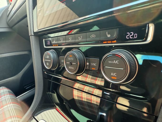 2025 Volkswagen Golf