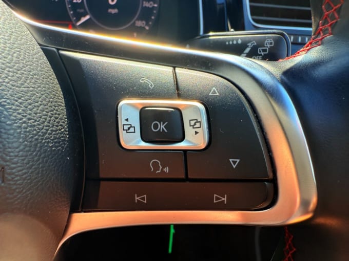 2025 Volkswagen Golf