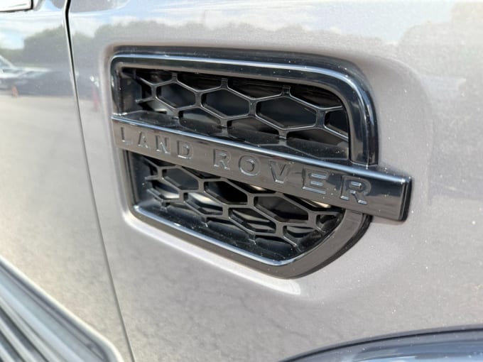 2025 Land Rover Discovery 4