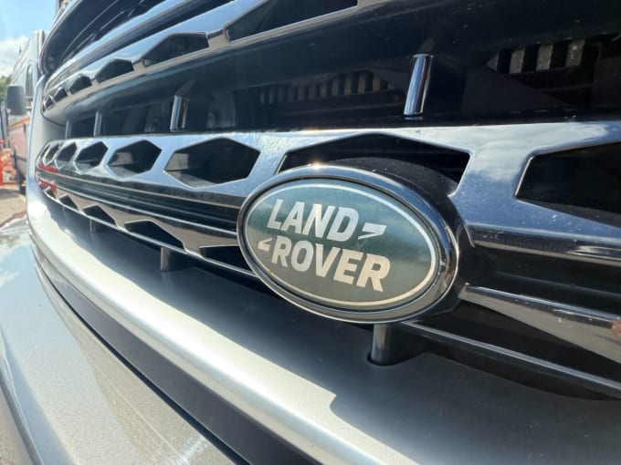 2025 Land Rover Discovery 4