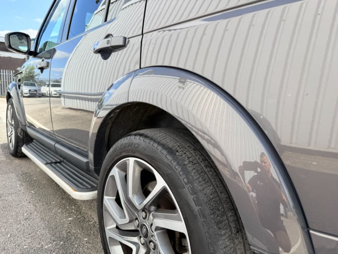 2025 Land Rover Discovery 4