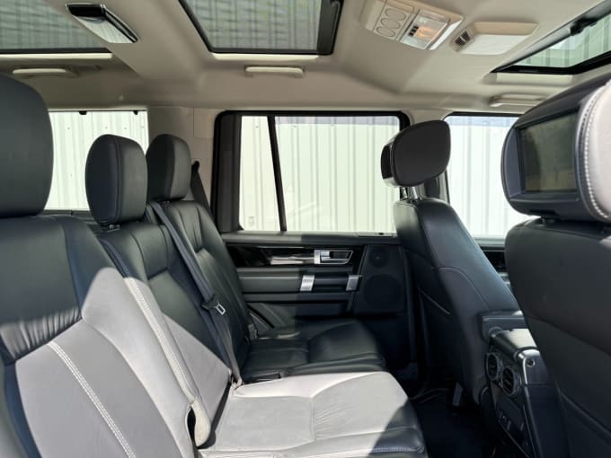 2025 Land Rover Discovery 4