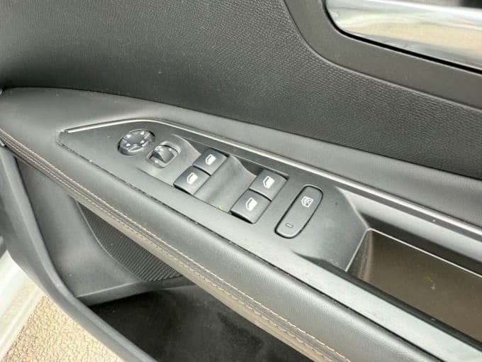 2025 Peugeot 3008