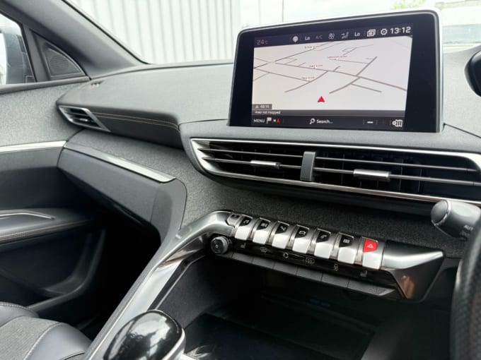 2025 Peugeot 3008