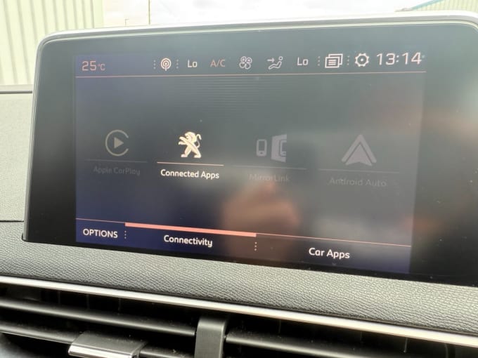 2025 Peugeot 3008