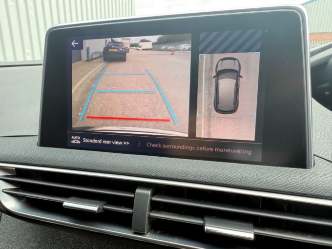 2025 Peugeot 3008