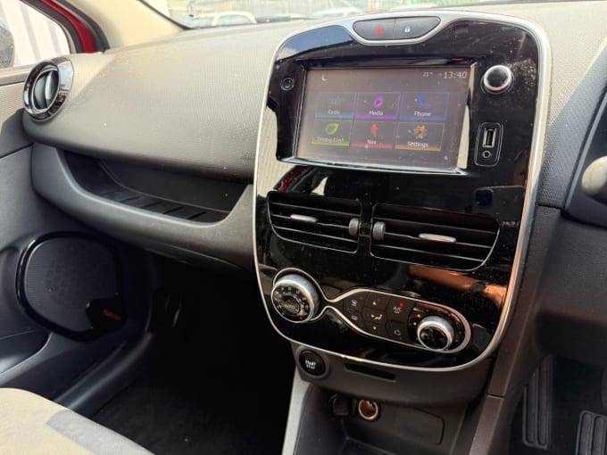 2025 Renault Clio