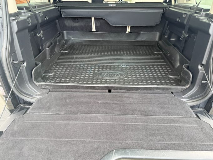 2025 Land Rover Discovery 4