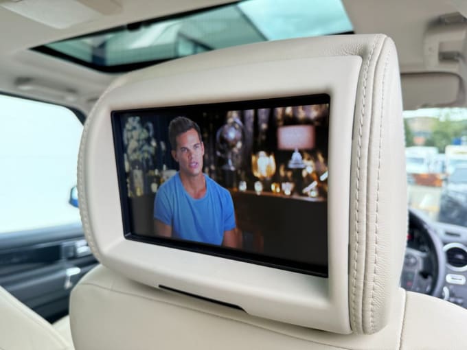 2025 Land Rover Discovery 4
