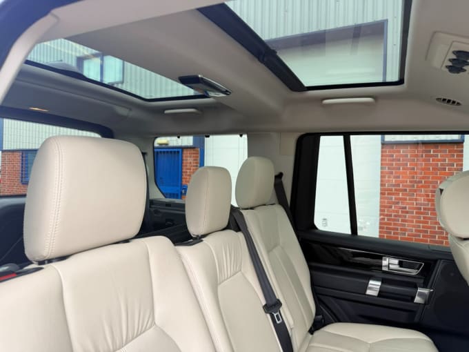 2025 Land Rover Discovery 4